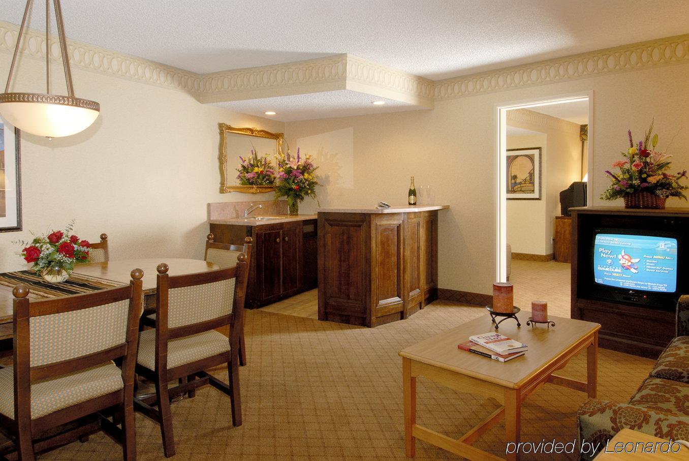 Vanllee Hotel Covina Pokoj fotografie