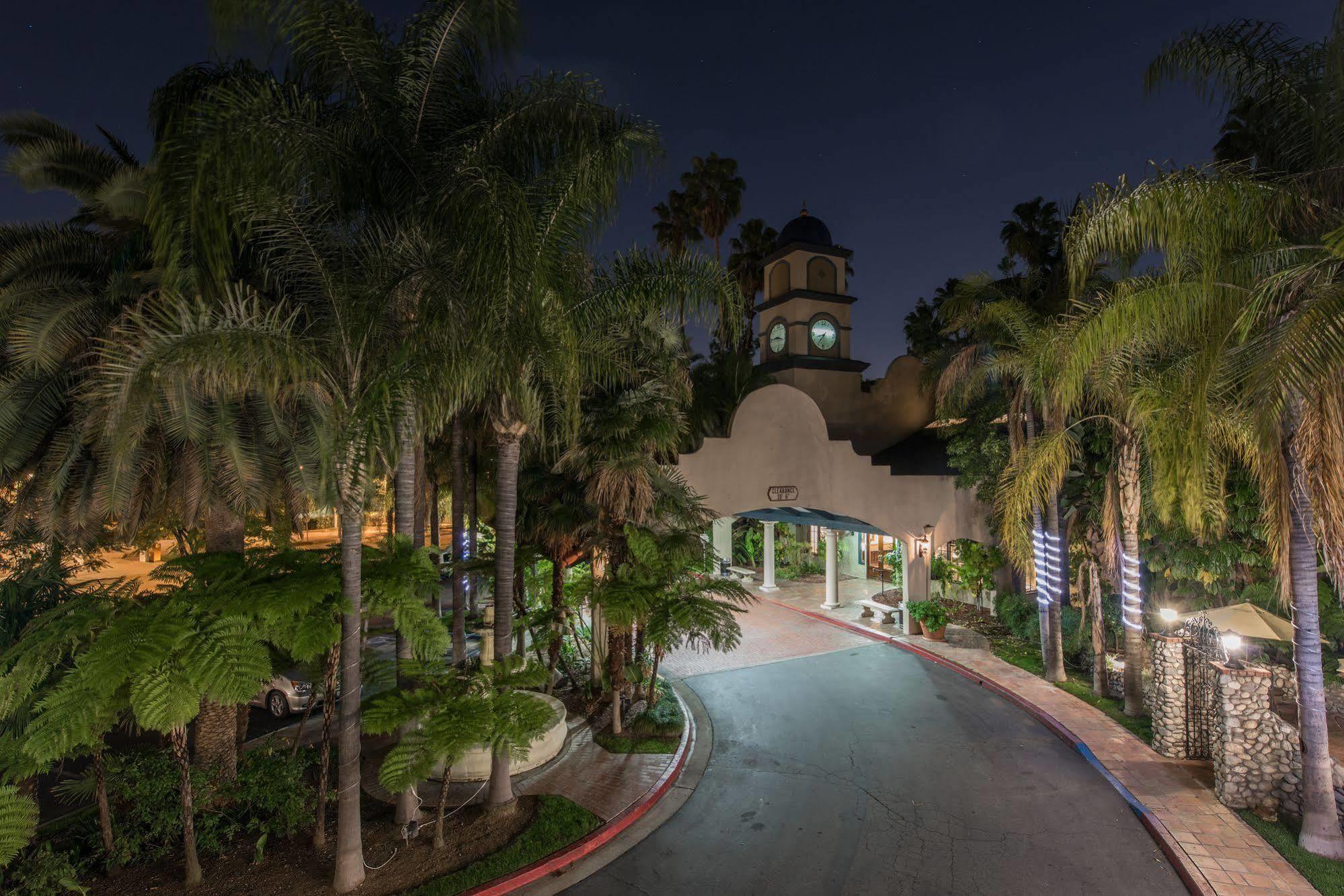 Vanllee Hotel Covina Exteriér fotografie