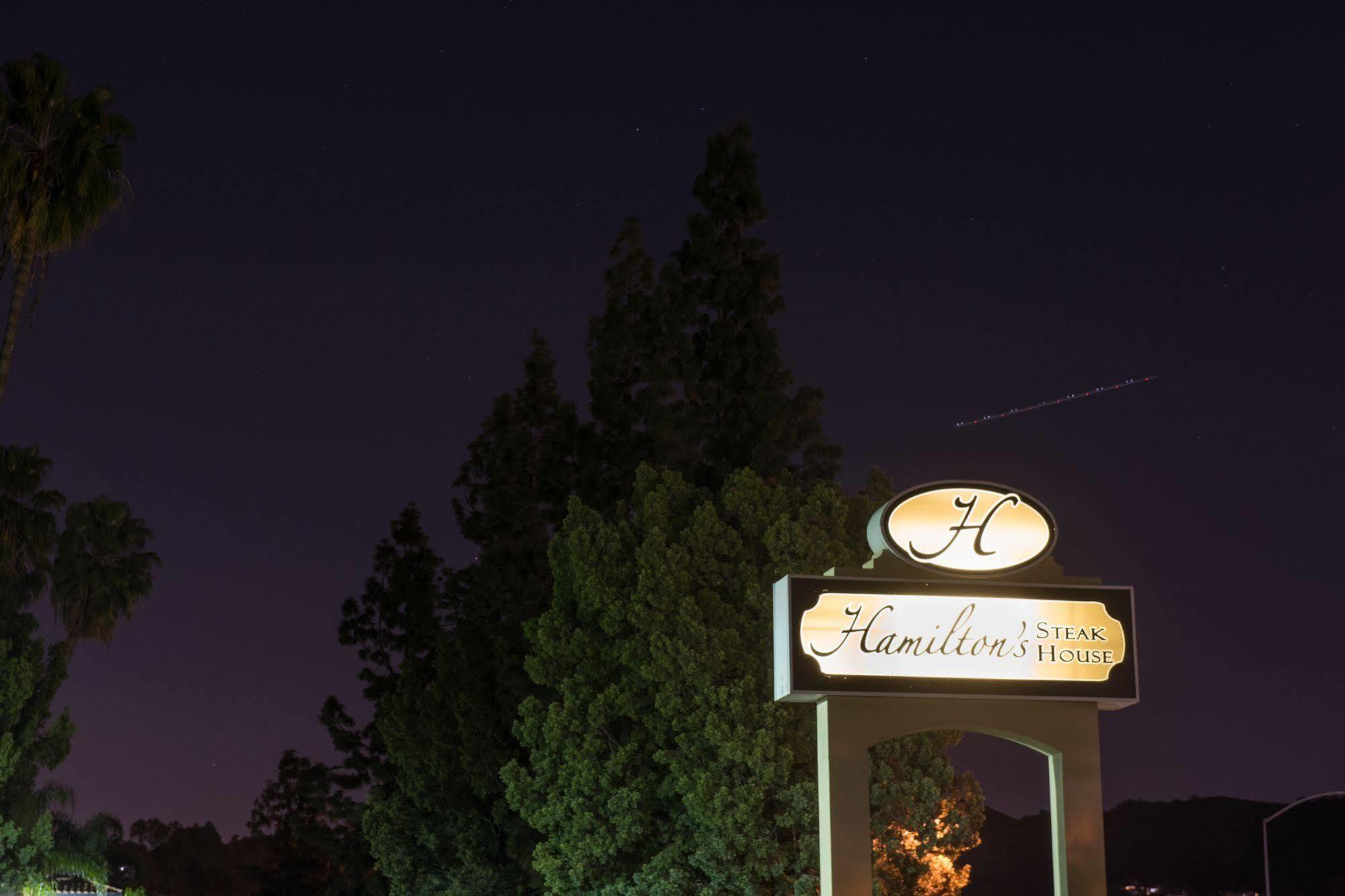 Vanllee Hotel Covina Exteriér fotografie