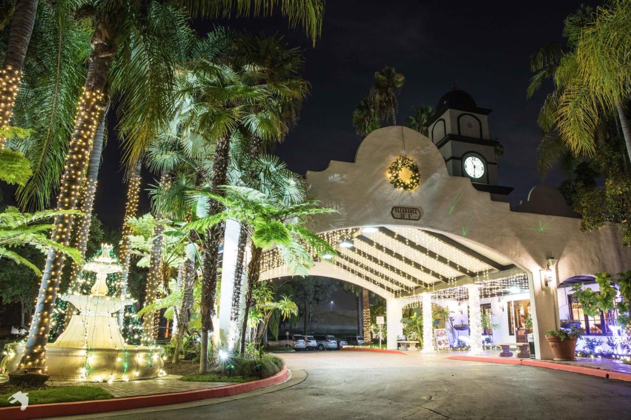 Vanllee Hotel Covina Exteriér fotografie